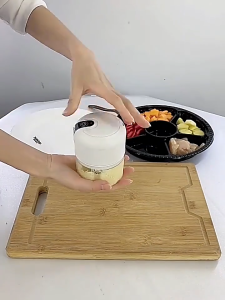 เครื่องบดอาหารไร้สาย เครื่องบดสับ ขนาด250ml เครื่องบดพริก กระเทียม ไซต์มินิ ความจุ250ml เครื่องบดไฟฟ้า