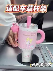 XW | X&W Sanrio 580ml Insulated Cup HelloKitty Stainless Steel Straw Thermal Mug with Handle Portable Water Bottles Car Ice Tumbler