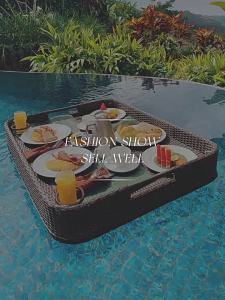 TENGFUZI | Floating Tray for Breakfast and Poolside Use