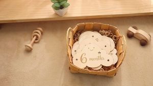 8pcs/set Toddler Photography Accessories Baby Birth Wooden Cloud Milestone Commemorate Cards Toy