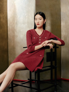 Vero Moda | Autumn V-neck Chain Decorated Three-quarter Sleeve Versatile Knitted Dress