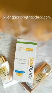 [ HOÀN TIỀN 15% ]  Kem / Gel chống nắng vượt trội thấm nhanh không nhờn rít chuyên dành cho mọi da