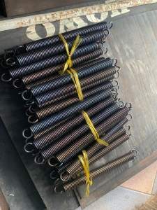 Lò xo kéo phi 20 (sợi 3mm dài 230mm)👍👍👍