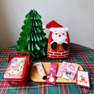 Christmas Door Gift Bag Ready Stock 圣诞节礼品铁盒款现货