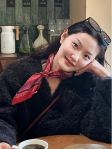 Khăn Choàng Cổ Bằng Vải Lanh Cotton Đỏ Nghệ Thuật Nhỏ Thời Trang Trang Trí Cổ Tay Mùa Đông 2024 Khăn Choàng Cổ Nữ