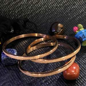 กำไลนาคหุ้ม40% เปิด/ปิดล็อคได้ 🇹🇭ไม่ลอกไม่ดำ คุ้มค่า