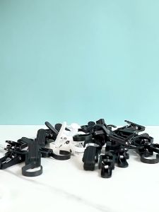 360 Rotating Hook Clip Clothing Hanger Multipurpose Hanging Curtain Clip Clothespins Windproof Sock Cap Scarf Storage