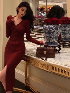 Retro Red Knitted Dress Neck Hanging Design Mid-Length Slit Wrap Body Party Workwear Winter Long Sleeve V-Neck Solid Color