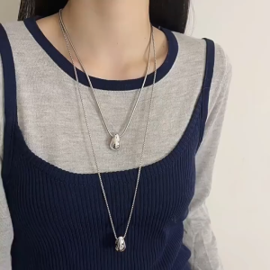 *Ready Stock*Womens Titanium Steel Necklace Colorfast Silver Teardrop Pendant Necklac Fashion Long Multi-layered Necklace