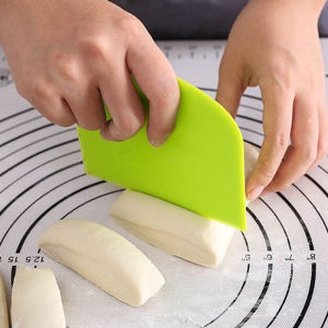 1 plastic cake cream spatula dough knife smooth edged butter scraper baking tool - essential for home use