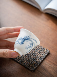 Hand-Painted Ceramic Tea Cup Fragrance Cup Yangli Yu Gongfu Tea Cup Single Cup Chinese Style Home Personal Use Tea Cup