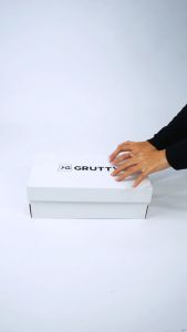 Sepatu Wanita Slip-On Pantofel Kulit PU Motif Polos Warna Putih