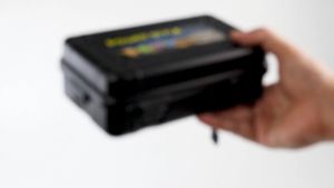 PENGIRIMAN CEPAT TaffLED Senter LED USB Rechargeable P70 50W 1000 Lumens XLM P70 / senter terang jarak jauh led zoom 1000 lumens tahan lama 24 jam buat berburu malam camping jombo cas anti air super besar baterai