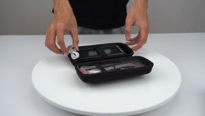 สมาร์ทมัลติมิเตอร์แบบดิจิตอล Anti-Burn TEMP ความต้านทาน 6000 นับไฟฉายแบบชาร์จไฟได้หน้าจอ LCD สำหรับยานยนต์