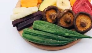 500g Comprehensive Fruits and Vegetables Crisp Mixed Vegetables Dried Fruits Dehydrated Instant Okra Dry Mixed Vegetables and Fruits Crispy Childrens Casual Snacks (Quick Delivery)