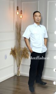 kemeja putıh KERAH PLAT HITAM model lengan pendekkemeja pdhkemeja pdlkemeja kerjakemeja p3kdkemeja lapangan.