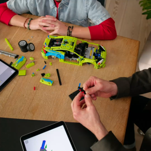 LEGO Technic 42229 Fast and Furious Mitsubishi Eclipse Car (827 pieces) Building Blocks