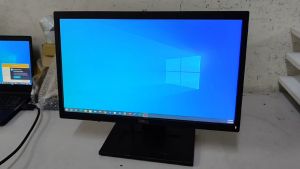 Monitor DELL P2018H 20inch Widescreen LED HD Resolution 1600 × 900 ( HDMI & USB 3.0) used