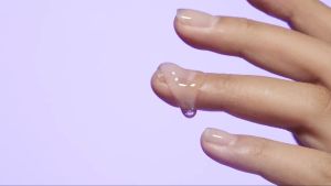15ml Nail Cuticle Oil Pen Soften Cuticle Strengthen Growth Moisture Treatment Soft Brush Rich in Jojoba Oil VE for Dry Hangnail