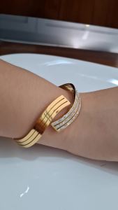 Gelang Emas Wanita Bahan Titanium Elegan Mata Model Stylish Anti karat bgt834