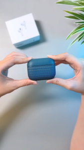 Ốp lưng tai nghe ARAMID MAGNETIC PITAKA Airpods Pro 3 / Gen4 từ tính chống sốc - Hàng chính hãng