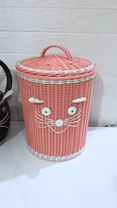 Keranjang Sampah & Baju Laundry: Rotan Sintetis Motif Cantik