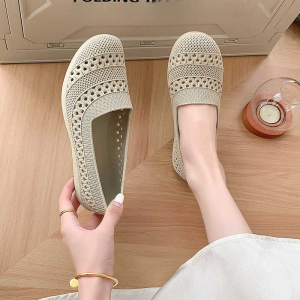 Vietnam Latex Closed Toe Sandals Womens Summer Cut Out Breathable Coros Shoes Soft Bottom Wading Nurse Work Mothers Shoes
