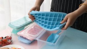 ถาดทําน้ําแข็ง พิมพ์ทําน้ําแข็ง แม่พิมพ์ทําน้ําแข็ง ที่ทําน้ําแข็งก้อน บล็อคทําน้ําแข็ง ถาดพิมพ์น้ําแข็ง ที่ทําน้ําแข็งโฮมเมด ที่ทําน้ําแข็งมีฝา