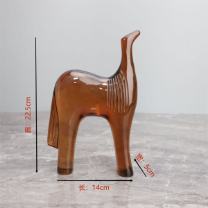 งานฝีมือโมเดิร์นเรซินสีน้ำตาล จิ้งหรีดตกแต่งห้องนั่งเล่น ชั้นวางเครื่องดื่ม ห้องตัวอย่าง ชั้นวางเครื่องดื่ม ประตูทางเข้า บ้าน ตกแต่งบ้าน