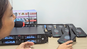 [รวมVAT] ชุดไมค์ประชุมระบบไร้สาย 8 ตัว PROPLUS MT-U800 ชุดไมค์ประชุมไร้สาย 8 ตัว ไมค์ตั้งโต๊ะไร้สาย PROPLUS MT-U400 ทดแทน PROPLUS MT-U88