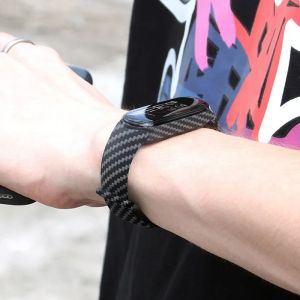 Carbon fiber strap For Xiaomi Mi Band 7 nfc Wristband smartwatch MIband 5 silicone bracelet correa Mi Band 8 4 5 3 6 accessories