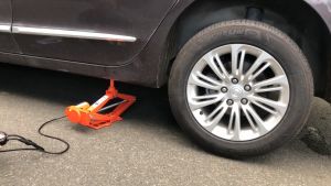 Yymal แม่แรงไฟฟ้า 3ตัน แม่แรงยกรถ ESP Electric Jack รถยนต์ไฟฟ้า ล่าสุด สำหรับการสูบน้ำ และแม่แรงทุกวัย