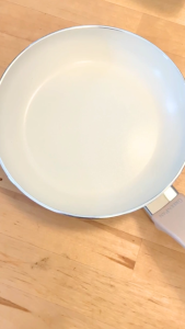 GreenPan Essence กระทะ