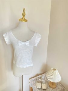 เสื้อยืดแขนสั้นผู้หญิง Pure Desire Butterfly Knot Design เสื้อยืดแขนสั้นเข้ารูปกระชับหน้าอก Pure Color สำหรับฤดูร้อน