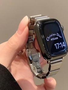 สายนาฬิกาผ้าคล้องแบบโลหะระบายอากาศได้ดี หัวเข็มขัดรูปผีเสื้อ สายรัดข้อมือ Apple Watch S10986SE สำหรับฤดูร้อน