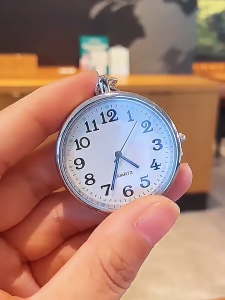 Jam Saku Gantungan Kunci Perawat Dan Tenaga Medis Pria Wanita Stainless Mini Hadiah dokter nurse watch