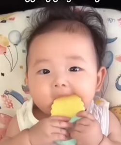 Teether Bahan Silikon: Mainan Gigitan Tahan Lama untuk Bayi