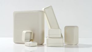 WoodTen White Jewelry Storage Box PU Leather Organizer Ring Necklace Earrings Gift Box Wedding Travel Lady Jewelry Packaging Box