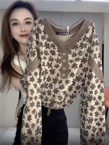 European Goods Stylish Contrast Color Jacquard Wooden Ear Splicing Knitwear Female Fall and Winter New Arrival Western Style Youthful-Looking Long Sleeves Tops
