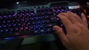 Bàn Phím Gaming K618 Super Pro New Led Đổi Màu 10 Chế Độ Led Khác Nhau