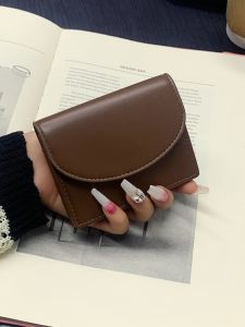 กระเป๋าใส่บัตรแบบพกพาขนาดเล็กสำหรับผู้หญิง กระเป๋าใส่เหรียญสีพื้น กระเป๋าใส่บัตรแบบสั้น กระเป๋าใส่บัตรหลายช่องสำหรับนักเรียน กระเป๋าใส่บัตรแบบอเนกประสงค์