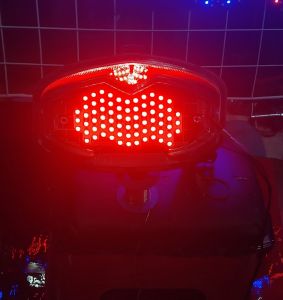 lampu running vixon lama 8 mode otomatis 5 tr (wajib arus dc)