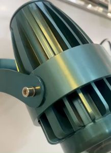Đèn Rọi Chiếu Xa Rọi Cột Ngoài trời w Điện Áp 220V Chống Nước đèn chiếu tia