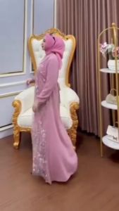 Gamis Brukat Elegan Motif Floral Payet Jumbo dengan Lengan Panjang - Ukuran 3XL/4XL