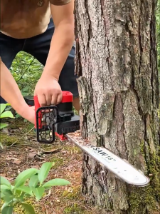 16 นิ้ว เลื่อยไฟฟ้าไร้สาย เลื่อยไฟฟ้าแบต แถมโซ่สำรองขนาด 12 นิ้ว เลื่อยตัดไม้ เลื่อยไฟฟ้า เลื่อยไฟไร้สาย เลือยไฟฟ้าแบต เลื่อยแบตเตอรี่ เครื่องตัดไม้