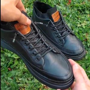 Sepatu pria terbaru BOSINDO K-14 Sepatu Pria Gaya Inggris Sepatu kulit import terbaru sepatu pria kasual sepatu pria trending sepatu prIa import mewah elegan Sepatu Sneaker Pria / Sepatu Boots Pria Import BISA COD