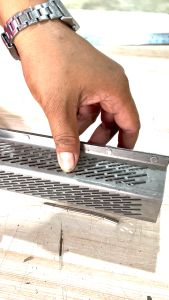 ตะแกรงหกเหลี่ยมวัสดุสแตนเลสแท้ 100% ขนาด 1.2มม. ทนทานกว่า ตะแกรงธรรมดา 5 เท่า