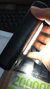 V-power P039 Solar Power Bank 20000mAh Dual USB + One PD Built-in 2 Cables iOS/Type-C