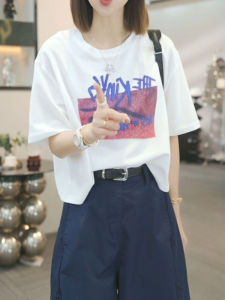 Shalldoer | เสื้อยืดแขนสั้นพิมพ์ลายตัวอักษรแฟชั่นสำหรับผู้หญิงในฤดูร้อน เสื้อคอกลมหลวมๆ สไตล์เกาหลี ลำลอง หลากหลายโอกาส