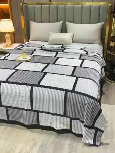 Soft Milk Velvet Blanket Versatile Checkered Throw Blanket For Bedroom Living Room Christmas High-quality Winter Warm Blanket